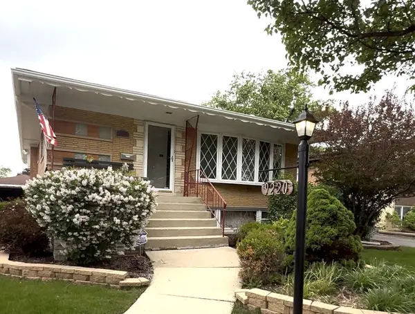 9220 Parkside Avenue, Oak Lawn, IL 60453