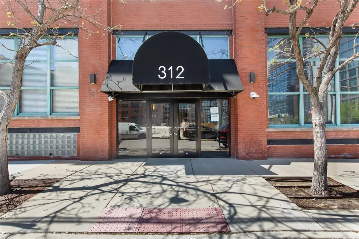 312 N May Street #4D, Chicago, IL 60607 - #1