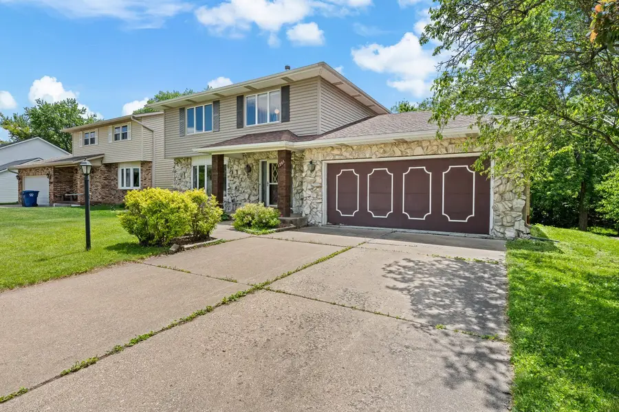 1705 Queens Drive, Bettendorf, IA 52722 - #3