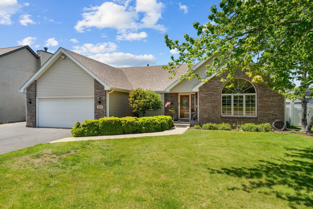 310 Shelden Drive, Winnebago, IL 61088 - #1