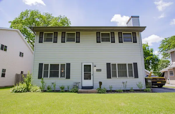 2705 School Drive, Rolling Meadows, IL 60008