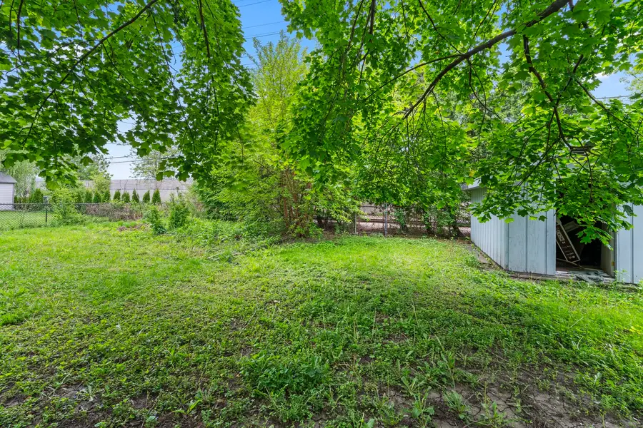 7809 Columbia Drive, Bridgeview, IL 60455 - #3