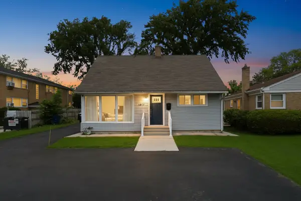 1517 E Roosevelt Road, Wheaton, IL 60187