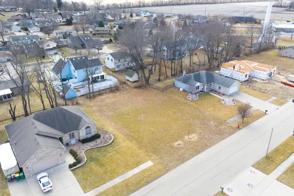 883 Winchester Green Drive, Wilmington, IL 60481