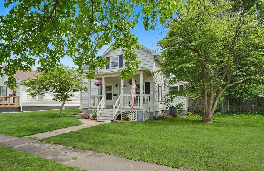 219 E Orleans, Paxton, IL 60957 - #2