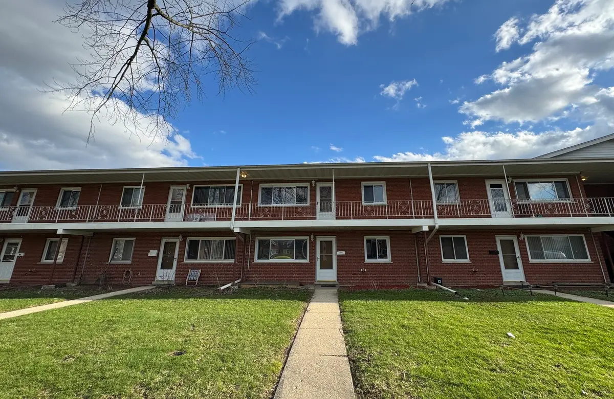633 Dulles Road #B, Des Plaines, IL 60016 - #1