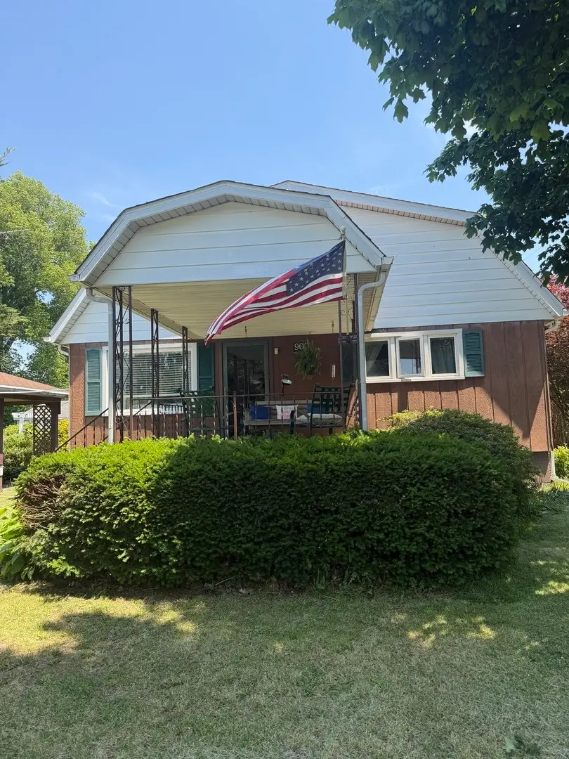 900 N Park Street, Sesser, IL 62884 - #3