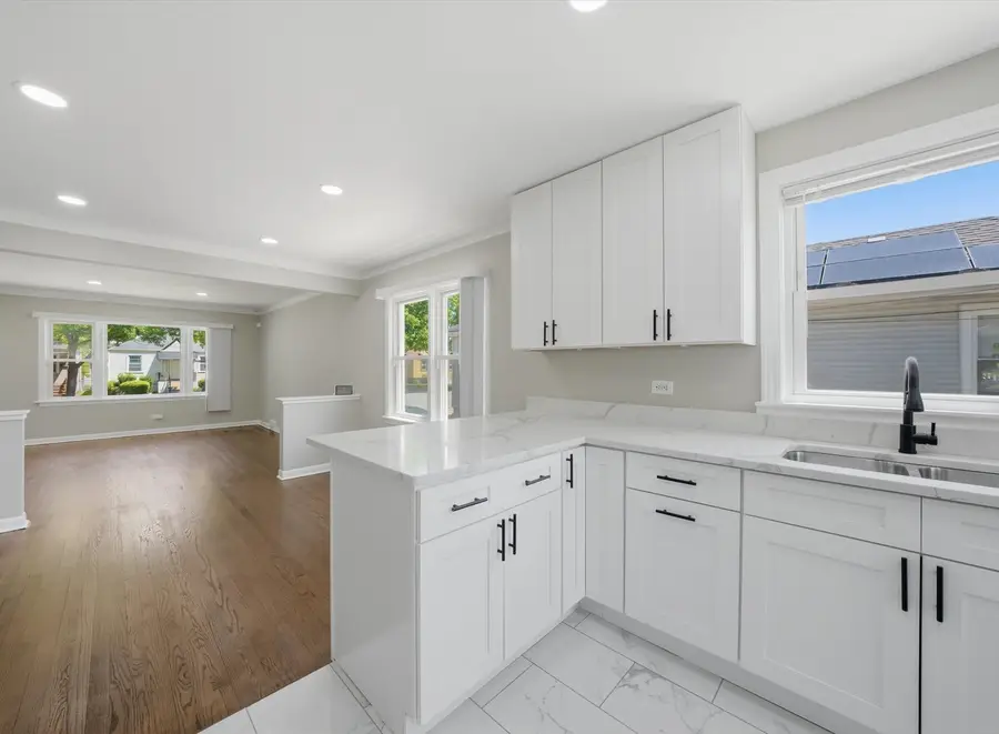 13116 S Avenue O Avenue, Chicago, IL 60633 - #2
