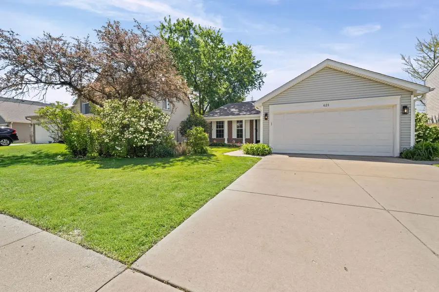 621 Cutter Lane, Elk Grove Village, IL 60007 - #2
