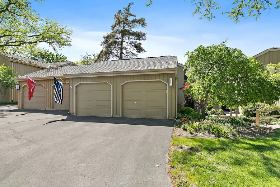 228 Hickory Lane #C, Lake Barrington, IL 60010 - #2