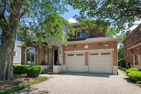 1105 Austin Avenue, Park Ridge, IL 60068