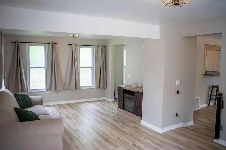 1194 23rd Street, Moline, IL 61265 - #3