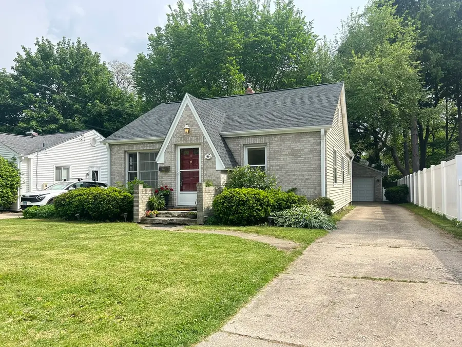 95 Roosevelt Street, Saint Charles, IL 60174 - #2