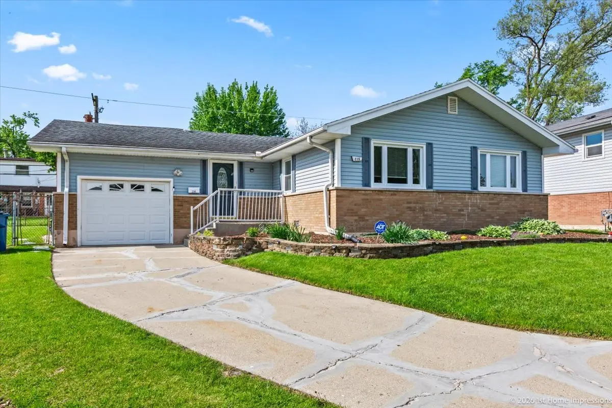 216 Leonard Street, Chicago Heights, IL 60411 - #1