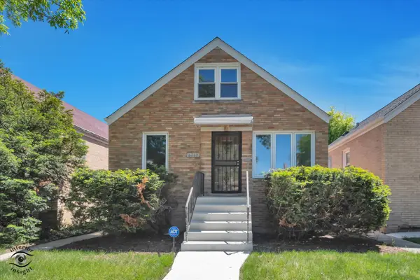 6219 W Montrose Avenue, Chicago, IL 60634