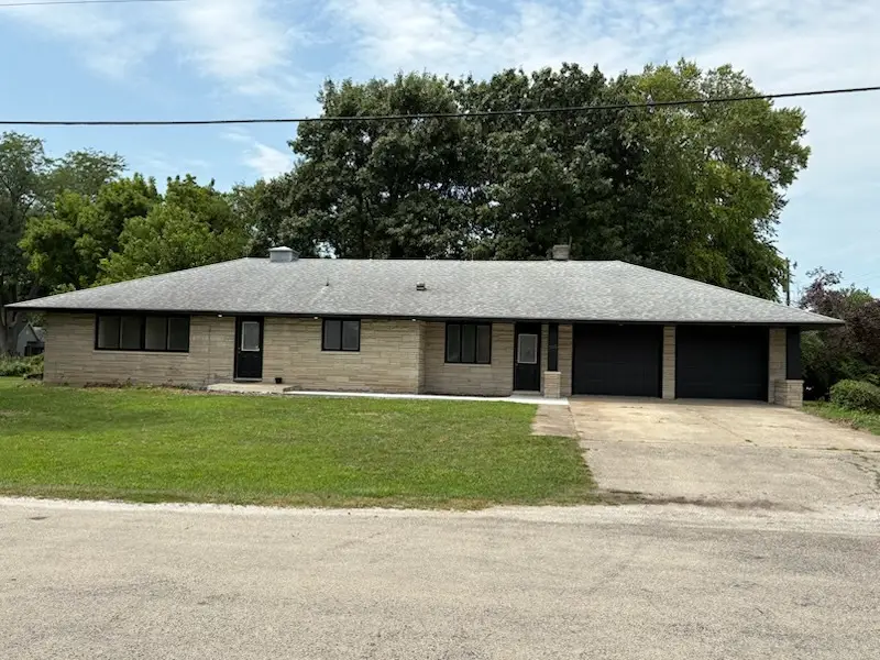 305 N Second Street, Saint Joseph, IL 61873 - #1