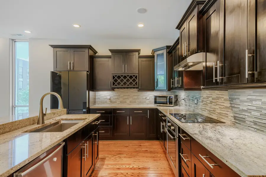 925 N Larrabee Street #2N, Chicago, IL 60610 - #3