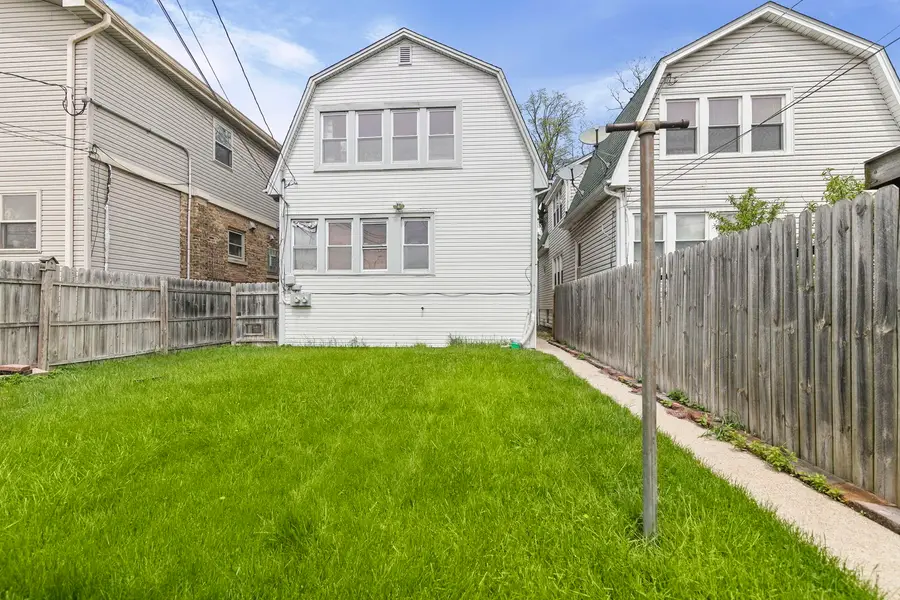 4915 W Winnemac Avenue, Chicago, IL 60630 - #2
