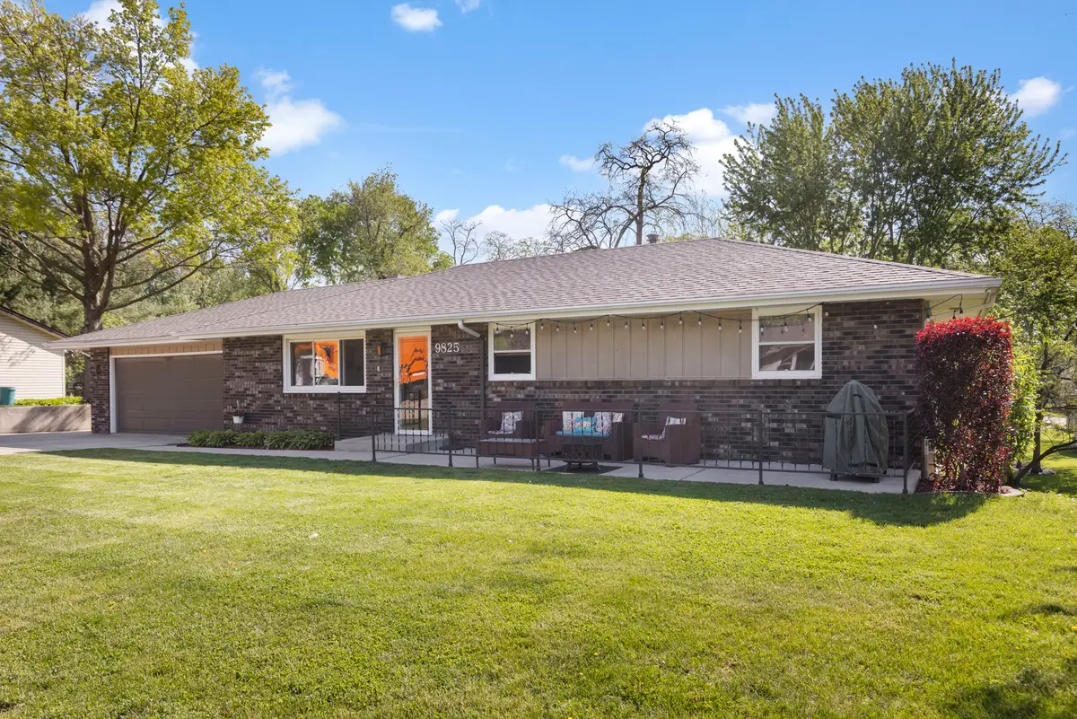 9825 Debbie Lane, Machesney Park, IL 61115 - #1