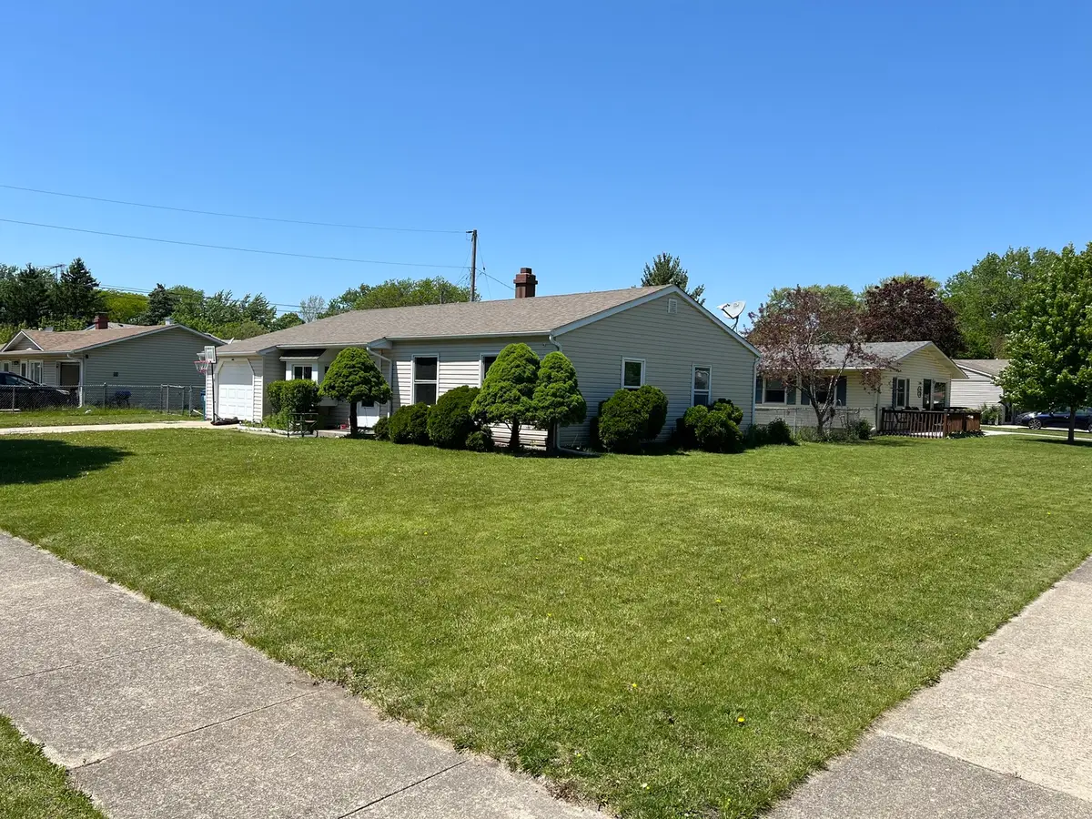 757 Crestwood Drive, Aurora, IL 60506 - #1