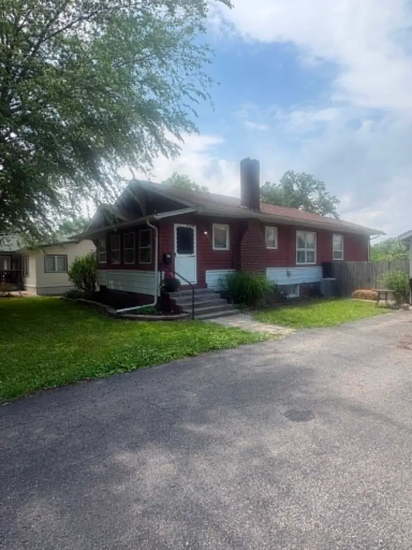 218 Wilcox Street, Zeigler, IL 62999 - #3