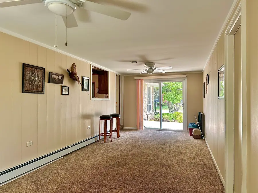 804 Grant Street, Harvard, IL 60033 - #3