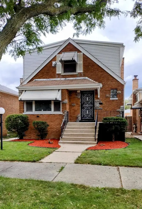 9630 S La Salle Street, Chicago, IL 60628