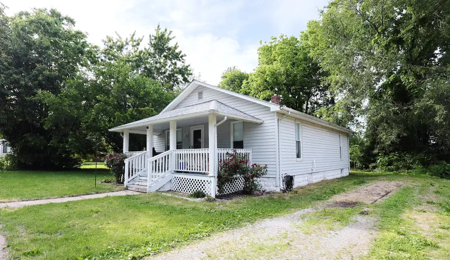 416 E Elm Street, Salem, IL 62881 - #2