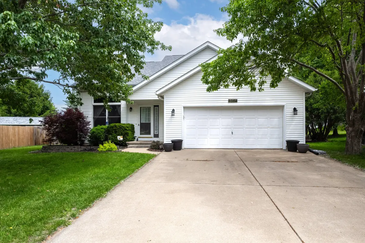 3254 W 64th Street Court, Davenport, IA 52806 - #1