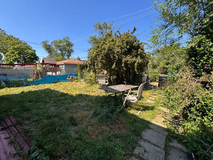 7646 S Merrill Avenue, Chicago, IL 60649 - #3
