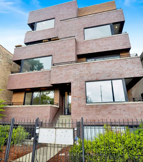 1445 W Grand Avenue #1E, Chicago, IL 60642