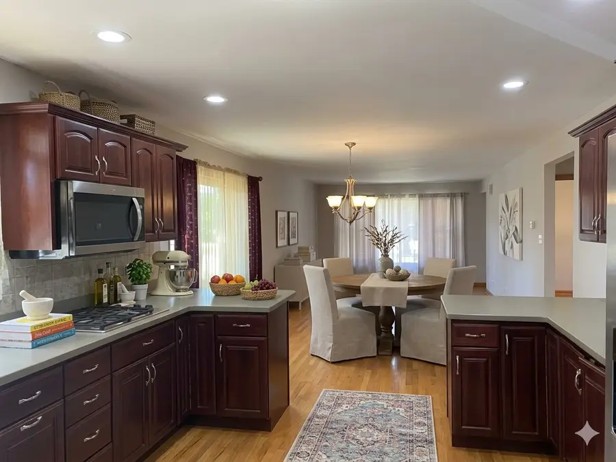 733 Caryn Circle, South Holland, IL 60473 - #3