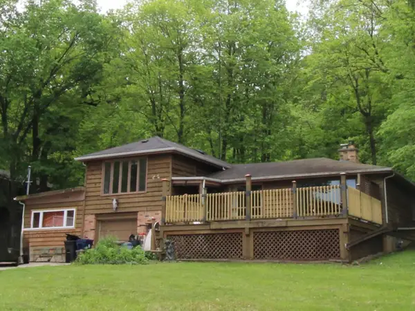 1843 N River Road, Algonquin, IL 60102