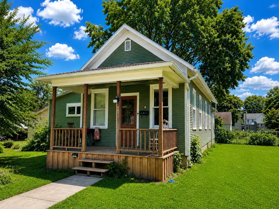 807 W 7th Street, Sterling, IL 61081 - #2