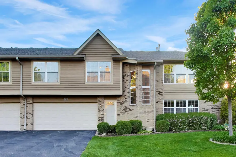 7957 Stewart Drive, Darien, IL 60561 - #2