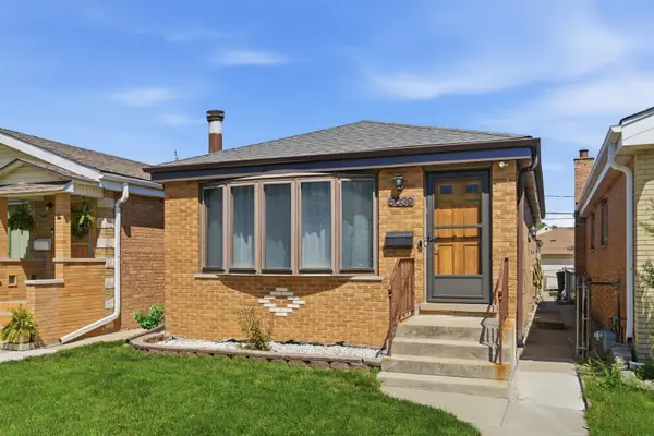 5039 Harold Avenue, Schiller Park, IL 60176