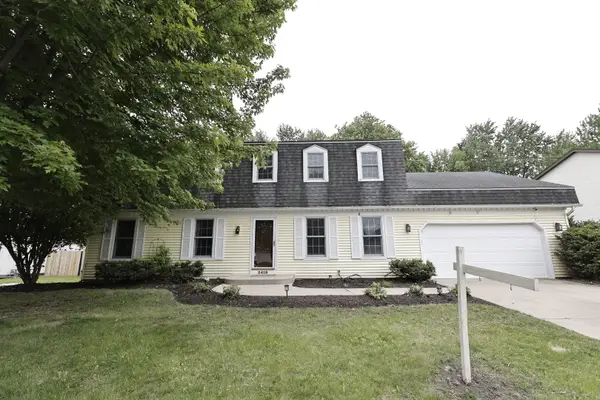 2418 Flambeau Drive, Naperville, IL 60564