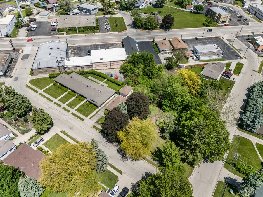 906 Georgia Street, Joliet, IL 60435 - #3