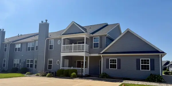 3030 Stillwater Landing #102, Urbana, IL 61802