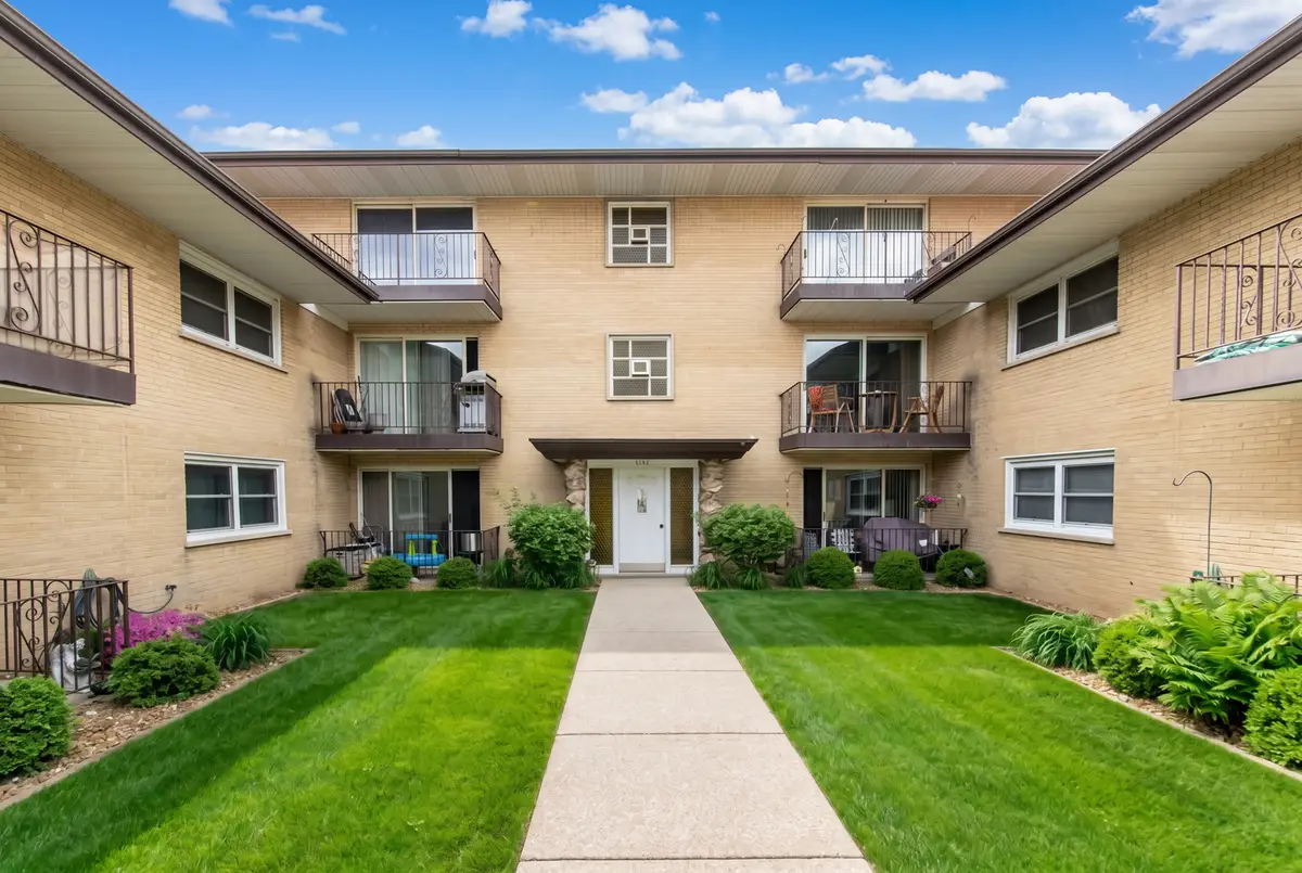 6126 S Kensington Avenue #C, Countryside, IL 60525 - #1