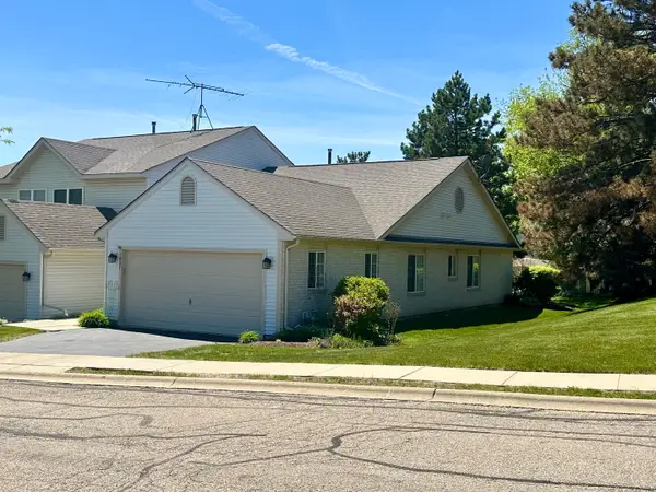 1807 Magnolia Court #1807, McHenry, IL 60051