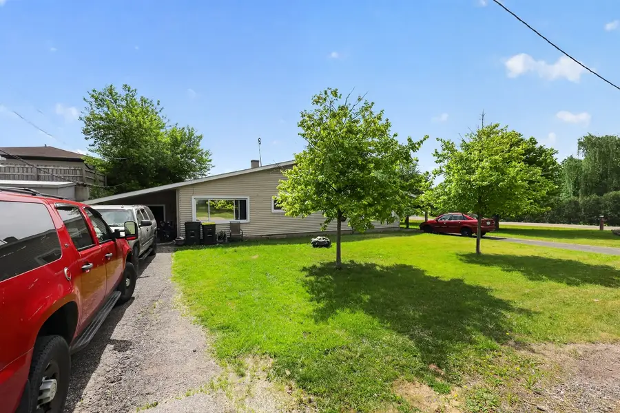 110 W Valley View Drive, McHenry, IL 60051 - #2