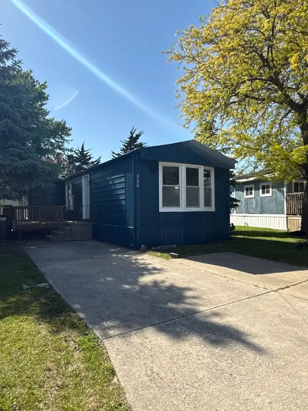 320 Pleasant Terrace, Matteson, IL 60443
