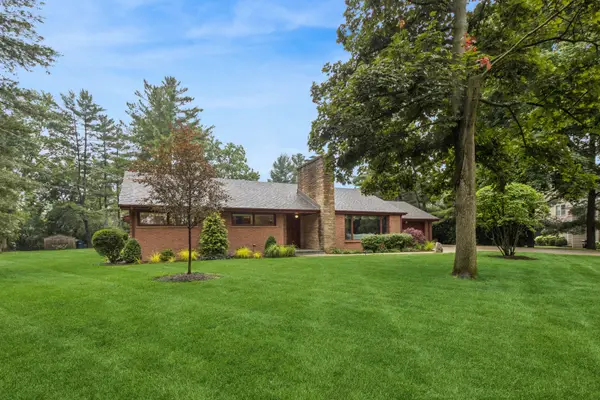 3045 Farner Court, Riverwoods, IL 60015