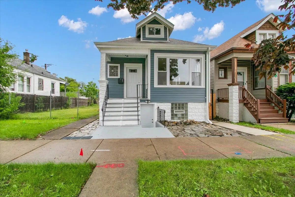 6233 S Claremont Avenue, Chicago, IL 60636 - #1
