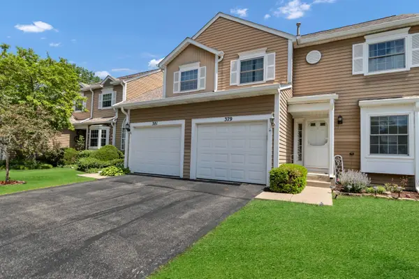 379 Ascot Lane, Streamwood, IL 60107
