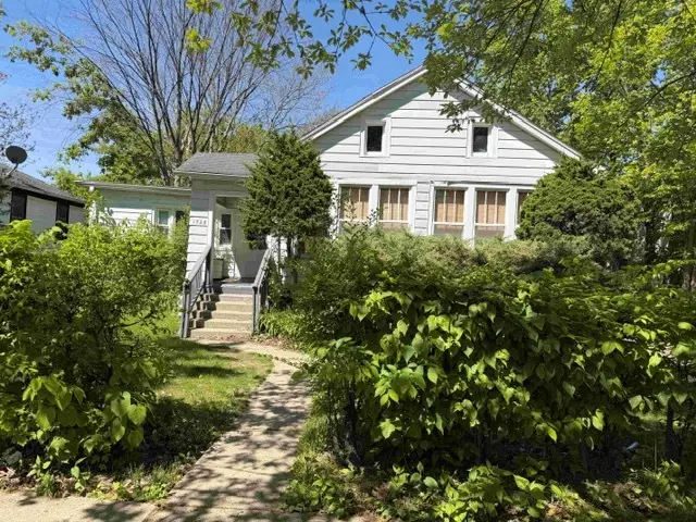 1728 Brown Avenue, Evanston, IL 60201 - #1
