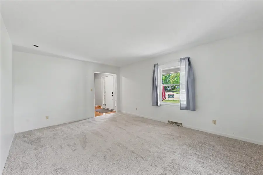 10 Stanford Place, Champaign, IL 61820 - #2