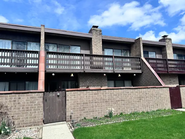804 Kenneth Circle #804, Elgin, IL 60120