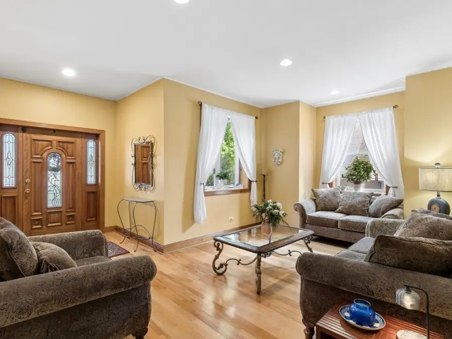 3328 N Plainfield Avenue, Chicago, IL 60634 - #3